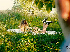 OLD4K. Posh girl came to clearing to be nailed by the older tourist