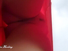 Alice Upskirt Without Panties And Shows Her Pussy And Ass In Public