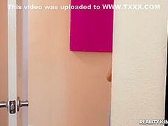 Pillowhumpers Tease Roomie - Skylar Vox