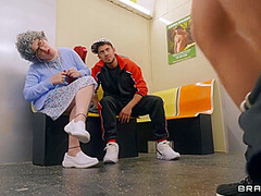 Granny At Waiting Room Spectates Public Xxx