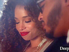 Cecilia Lion - Meet & Meat - Public Cuckold Ft