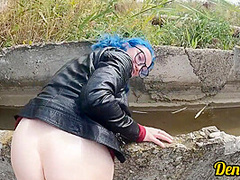 Cutie With Butt Plug And Jacket Glasses With Blue Hair Loves To Have Sex Sucking Dick On The River