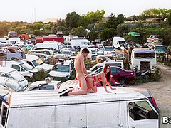 Tommy Cabrio & Ariana Van X in Fuckin' In The Junkyard - Publicbang
