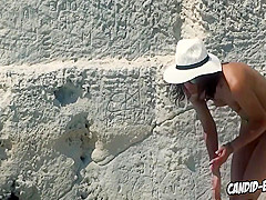 Shaved Pussy Mature Milf Legs Spread At The Beachh Spycam Voy 12 Min