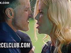 Outdoor Sex With Hot Milf - Alexis Fawx