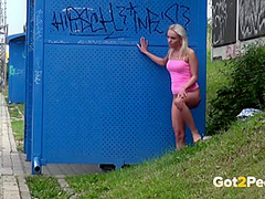 Peeing Women Compilation 004