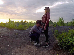 The Guy Sucked Her Dick To The Deap Throat And Got His Cum