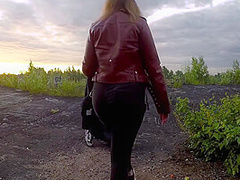 The Guy Sucked Her Dick To The Deap Throat And Got His Cum