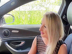 Notgeiles Madchen Lasst Sich Auf Parkplatz Von Unbekannten Typen Ficken 7 Min
