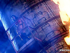 Sizzling Gangbang With Simony Diamond