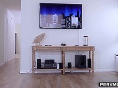 Busty Mommy Likes To Taste Her Stepsons Morning Wood