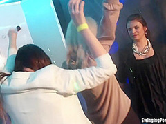 Wet Party Lesbians Fingering Quims