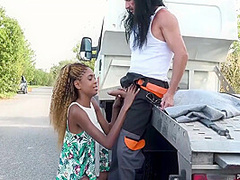 Hot Ebony Teen Fucks The Mechanic For Free Car Repair 10 Min - Luna Corazon