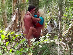 Outdoors Quickie With An Absolute Blonde Bombshell