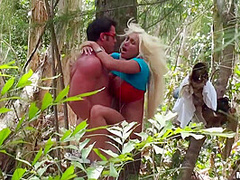Outdoors Quickie With An Absolute Blonde Bombshell