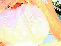 Tessa Fowler - Car Wash 2