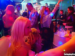 Party Chicks Have Fun In The Club