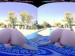 Horny blonde masturbates outside with her toys in virtual reality