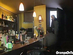 Teen barmaid screws oldie in reverse