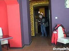 Teen barmaid screws oldie in reverse