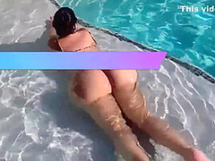 Nina Pawg Fol Da Duro En La Piscina
