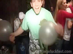 Amateur coed trio sluts suck on dick