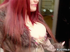 Walk With Roxee, Talk With Roxee - Roxee Robinson - XLGirls