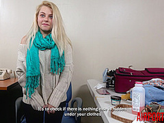 Teen Scammer Fucked By Older Customs Guard