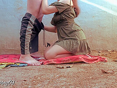 Maagang Kantutan Ni Misis At Kumpare - Cheating Pinay Outdoor Sex