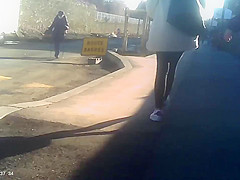 Girls sexy end public