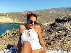 Gaia On Top In Public Solo Female Masturbation And Squirting On The Rocks