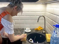 Cleaning Lady – Seduction Of Mistress