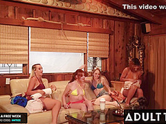 Lacy Lennon In Convinces Her Virgin To Fuck At The Beach House