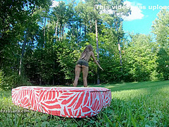 Yummy Yogi Pussy Squirts Outside With Banana