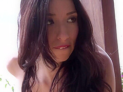 High heeled teen hottie fingers her pussy