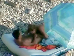 Voyeur caught sex behind an umbrella