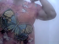 Big tits chubby woman caught by hidden camera