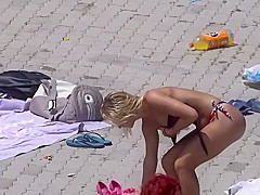 Blonde's accidental nudity by the pool