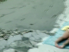 Stupid girl washes hair with seawater