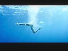 Naked girls on music