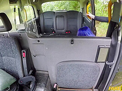 Liz Rainbow In Horny Slut Screwed In The Backseat Of A Car