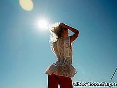 Greek Goddess with Amelie Lou - SuperbeModels