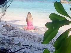 Sex On The Beach - Amateur Nudist Voyeur