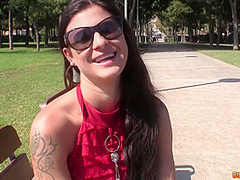 Spanish Flashing Floozy Has The Curves