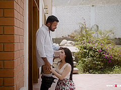 Su Amigo Llega De Viaje Y Lo Seduce (termina Mal)