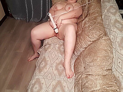 Naughty Bbw Plays With Her Pussy With Vibrator And Dildo