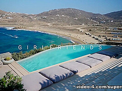 Girlfriend Massage with Amelie Lou, Aislin - SuperbeModels