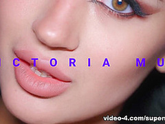 Night Moves with Victoria Mur - SuperbeModels