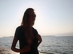 Princess Clover In Showing Boobs And Pussy In Gili Island