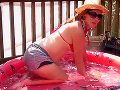 Fun In The Sun - 43yo Hairy Pussy Milf Isabella